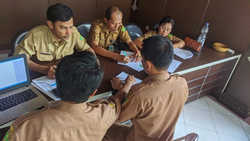 Monitoring dan Evaluasi BKK Kabupaten oleh Dinas PMD Kabupaten Jembrana