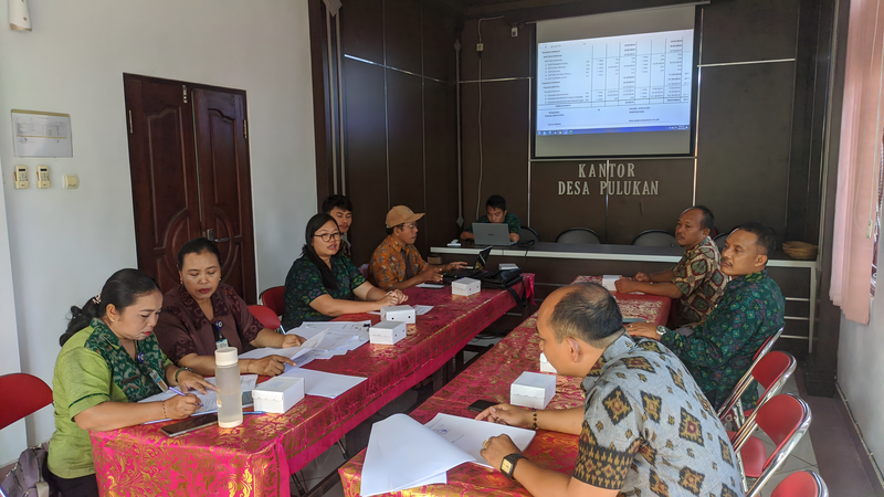 Evaluasi APBDes Perubahan Tahun 2025 di Desa Pulukan Fokus pada Ketahanan Pangan
